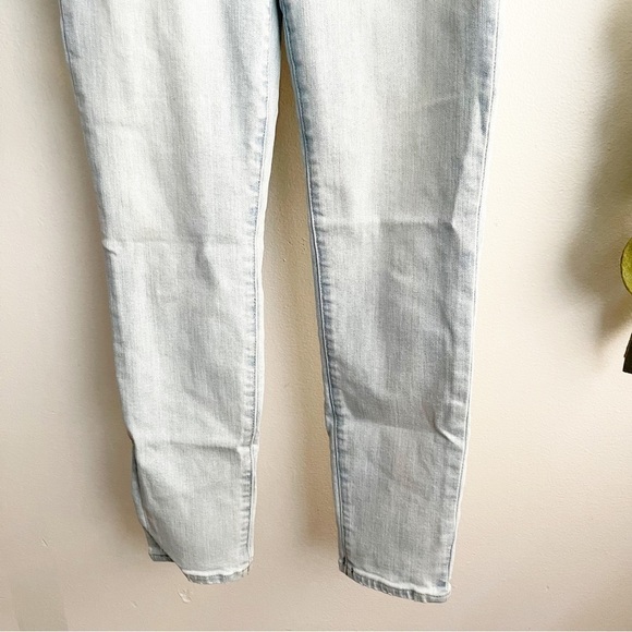 Madewell 9” Mid-rise Skinny Crop Jeans in Coolmax - Picture 9 of 10